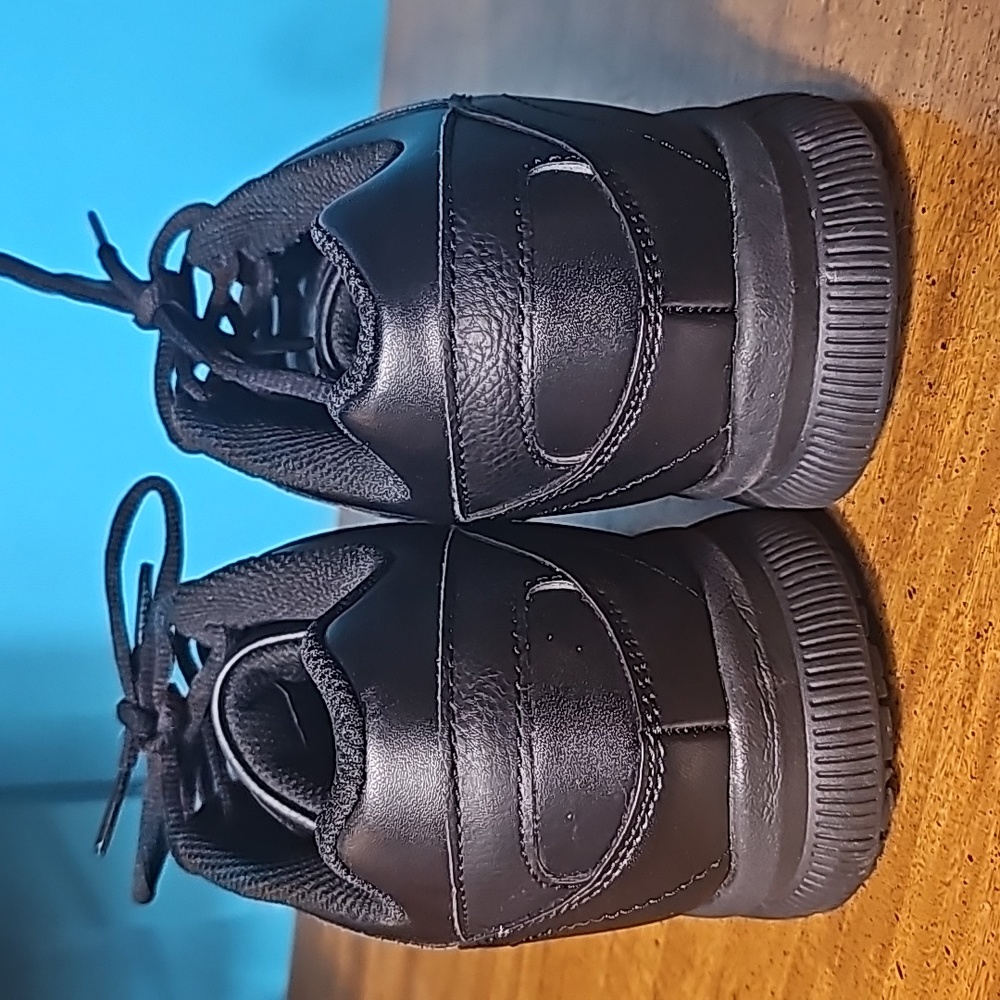 S Sport by Skechers | Men's Brise Slip Resistant Black Sneakers | Size 9 - Picture 6 of 7